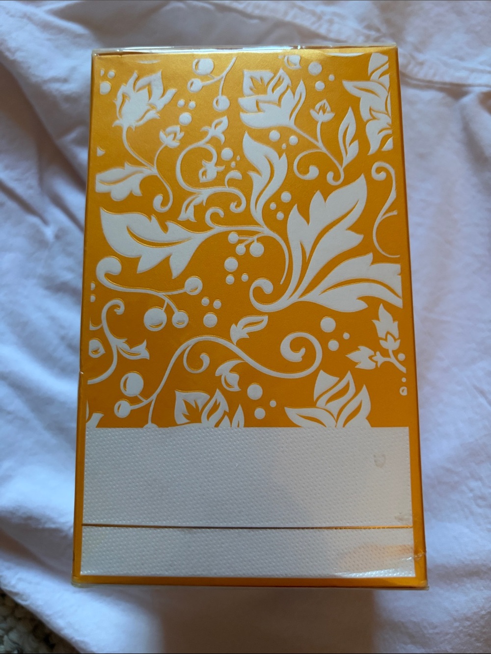 Lattafa Yara Women's Eau de Parfum Spray - Yellow Gift Box - Picture 4 of 6